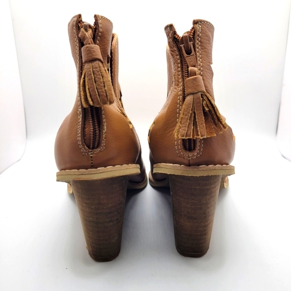 SILVIA COBOS Shoot For The Moon Boots - Picture 6 of 8